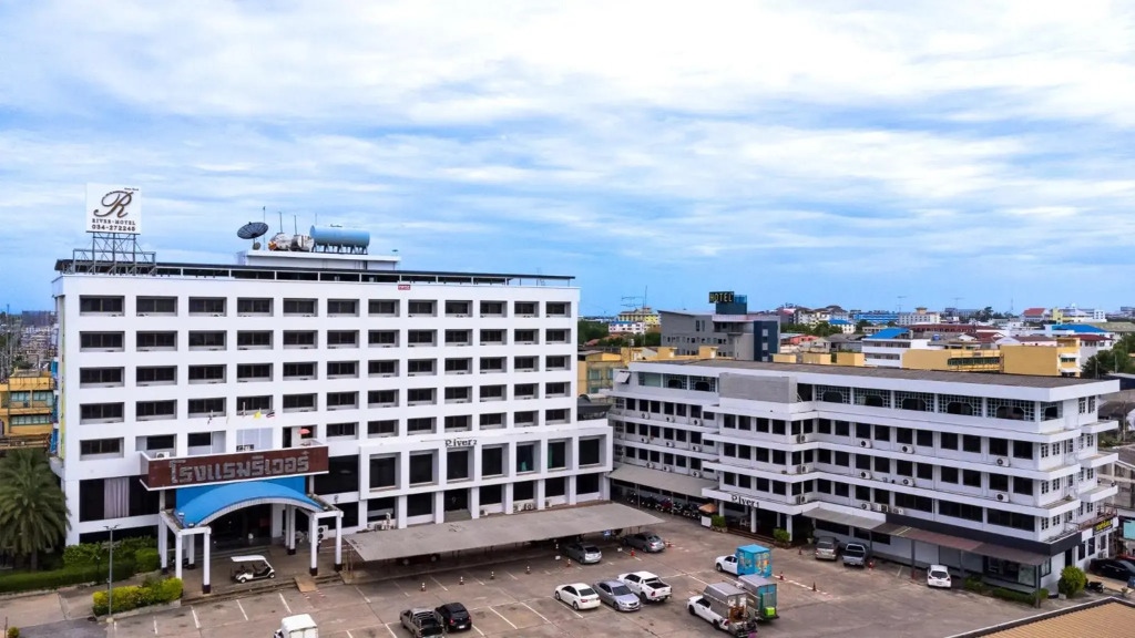 River Hotel Nakhon Pathom