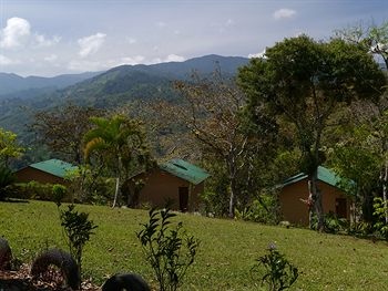 Sanchiri Mirador & Lodge