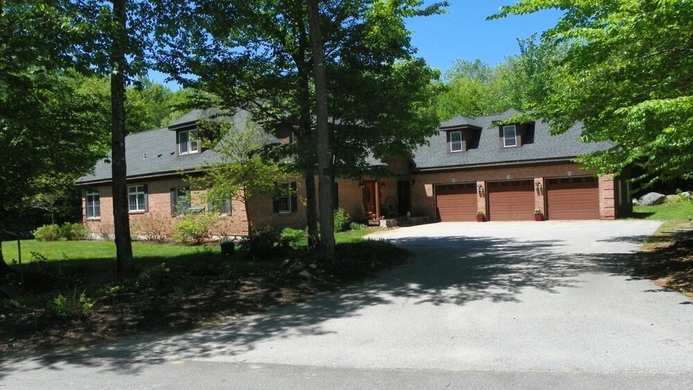 River Road 32, Waterville Valley