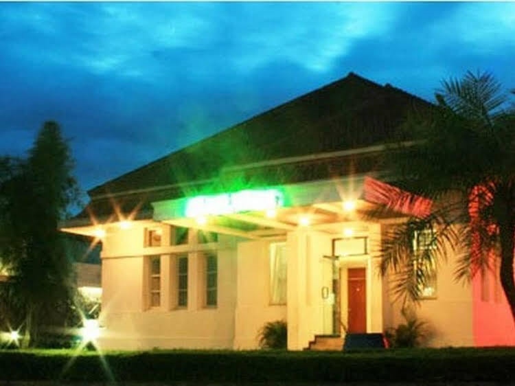 Hotel Royal Dago by Airy Rooms