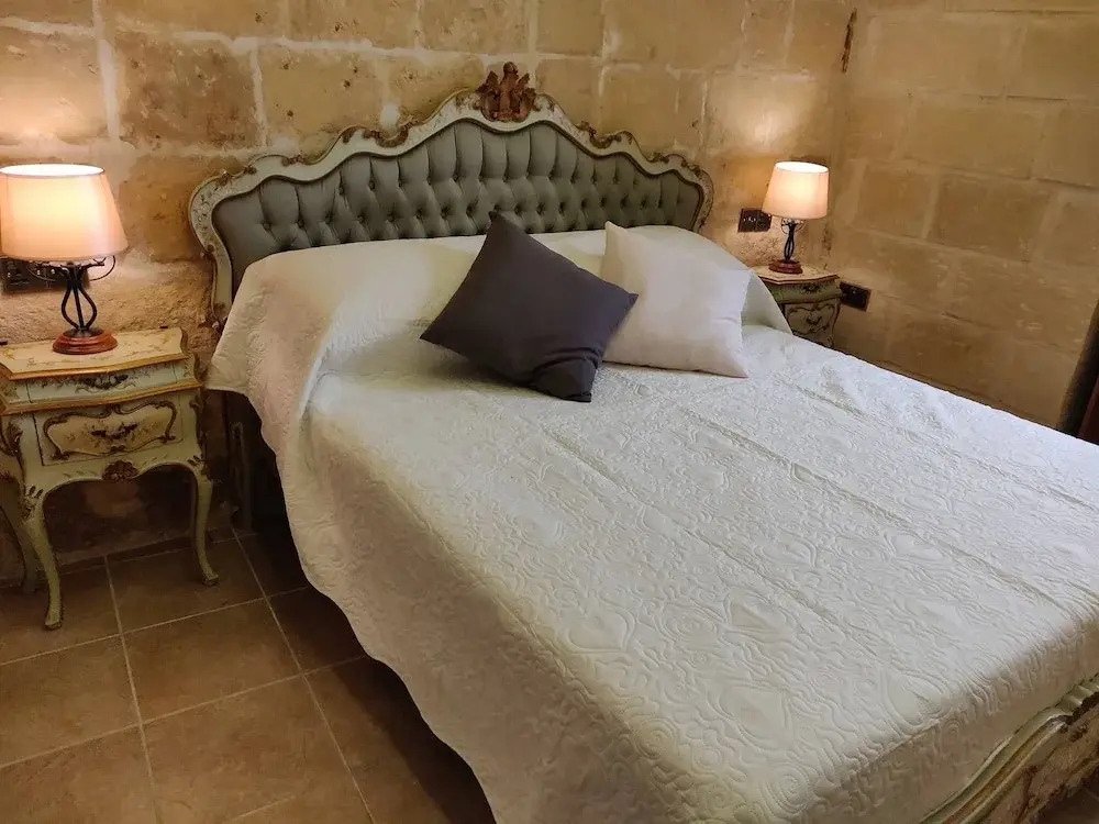 Romantic Small Townhouse in The Three Cities