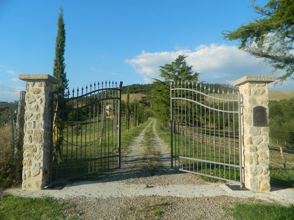 San Leopoldo Country Home