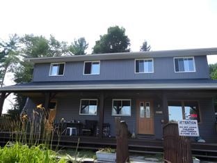 Dwight Riverside Inn