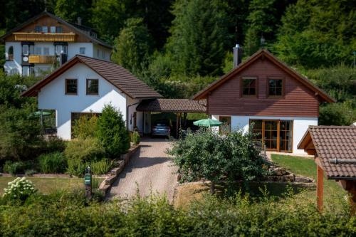 Schwarzwald Chalets - traumhafte Ferienhäuser