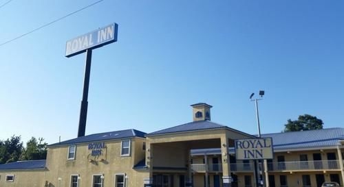 Royal Inn
