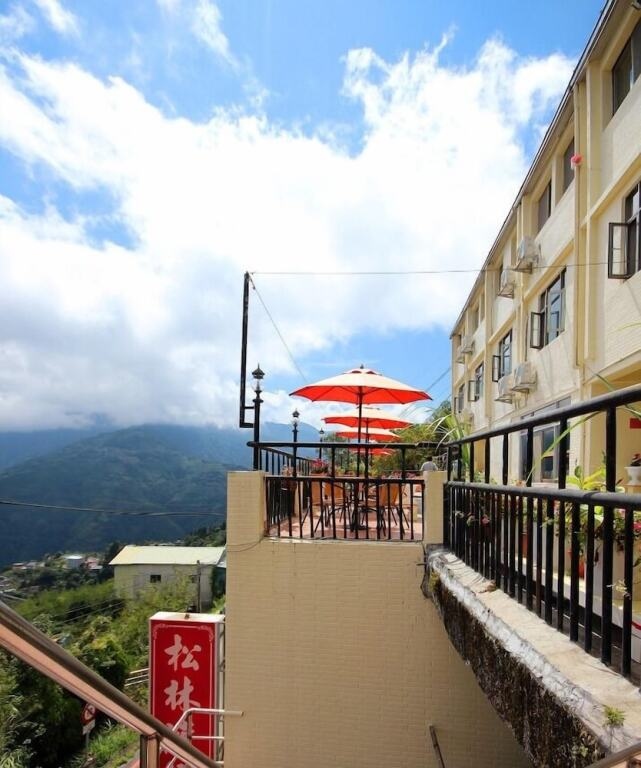 Songlin Holiday Homestay