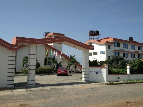 Skyplus Hotel And Resort