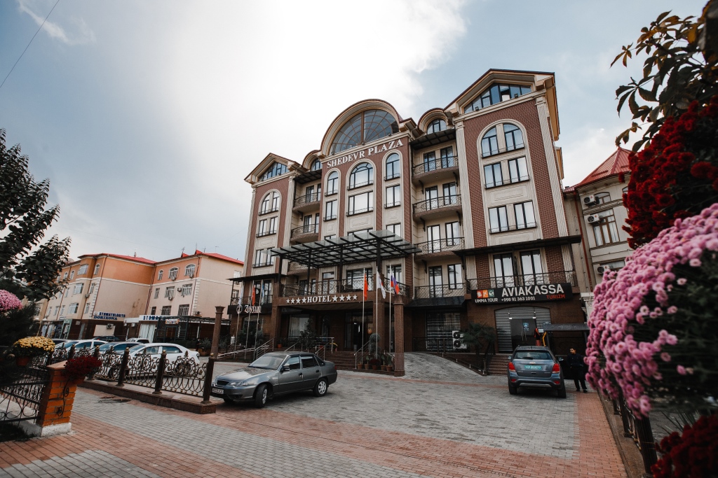 Shedevr Plaza Hotel