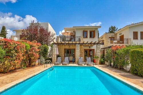 2 Bedroom Villa Destu With Private Pool And Golf Views, Aphrodite Hills Resort
