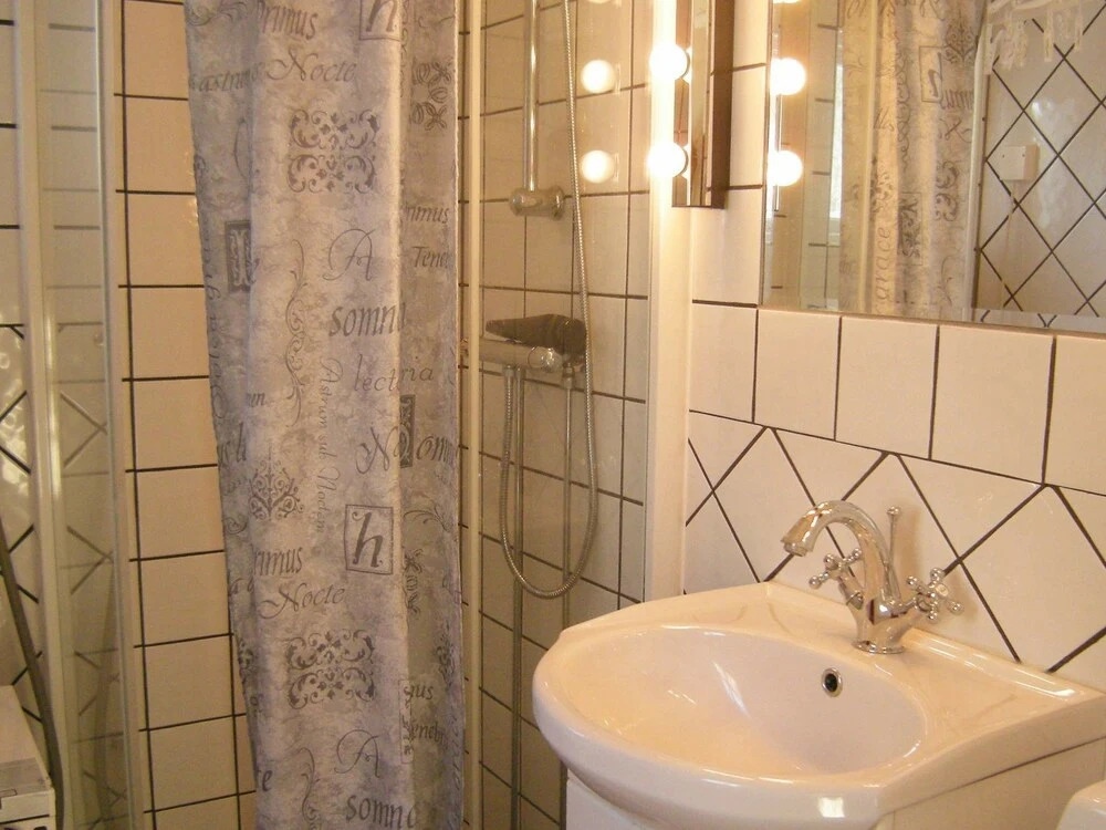 Spacious Holiday Home With Play Area In Hadsund [Vr]