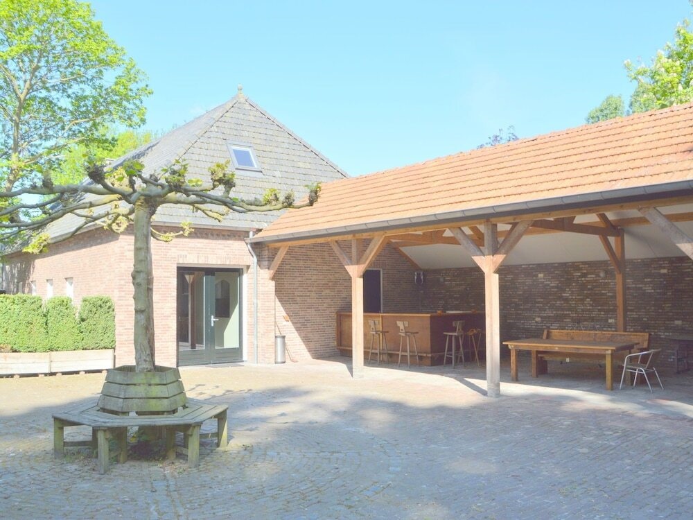 Spacious Holiday Home near National Park