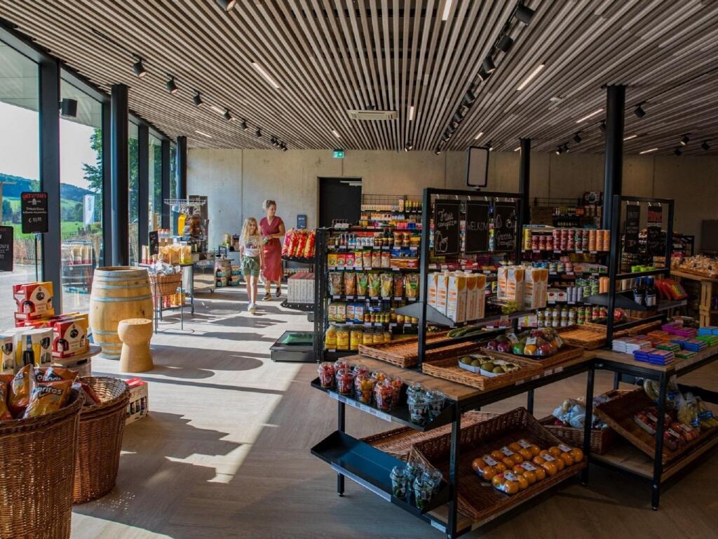 Special Hillside Lodge, Near Maastricht