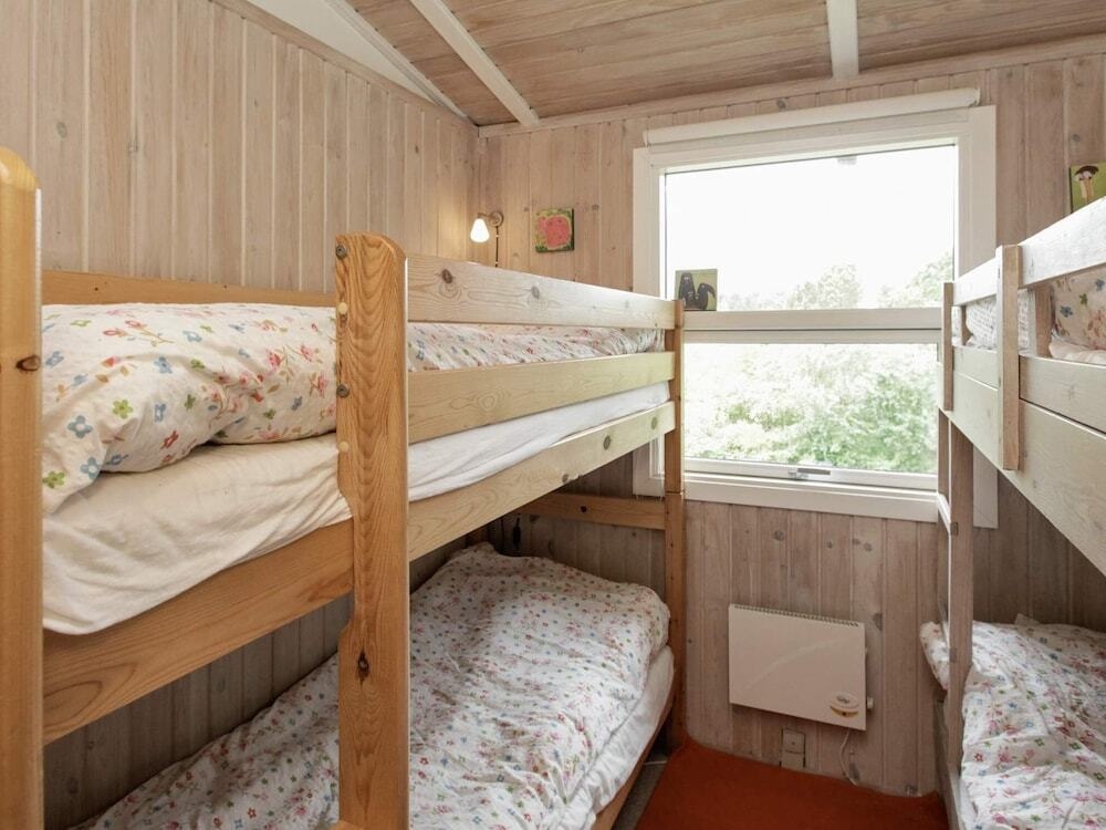 4 Person Holiday Home In Hojslev