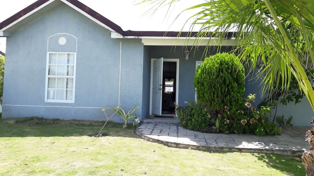 Spanish Town Secured Gated