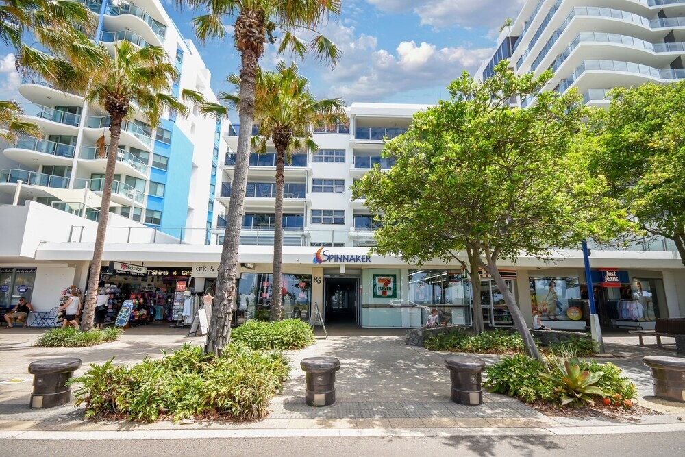 Spin13- Escape To Mooloolaba