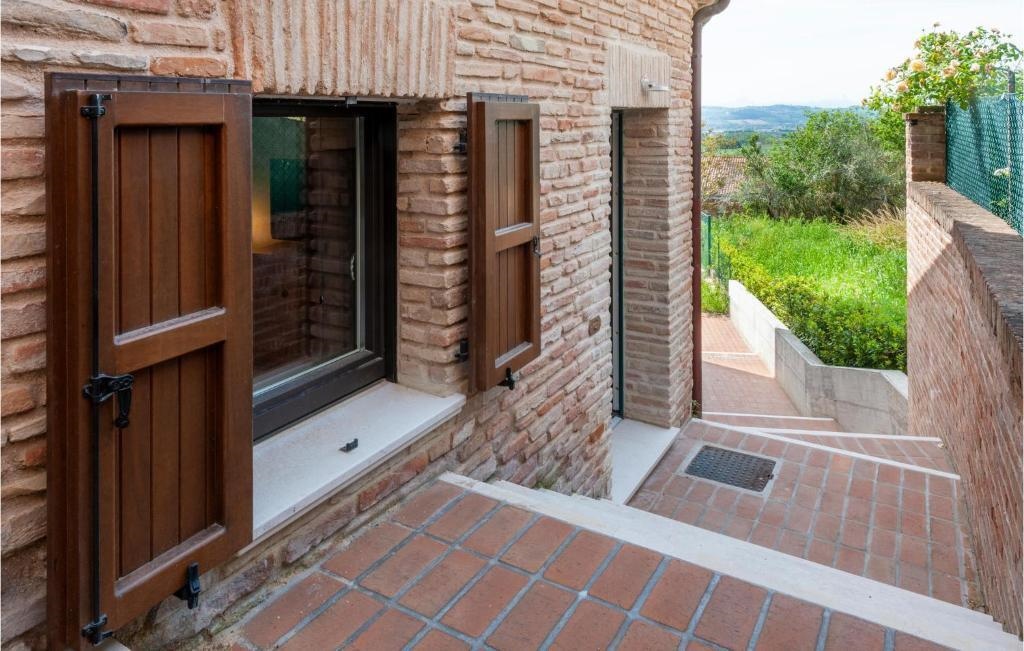 Beautiful Apartment In Mondolfo With 1 Bedrooms