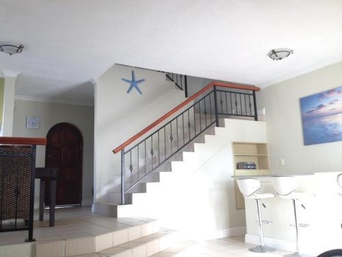St Francis Bay Holiday Villa