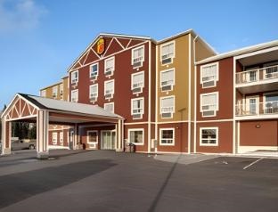 Super 8 By Wyndham Red Lake On