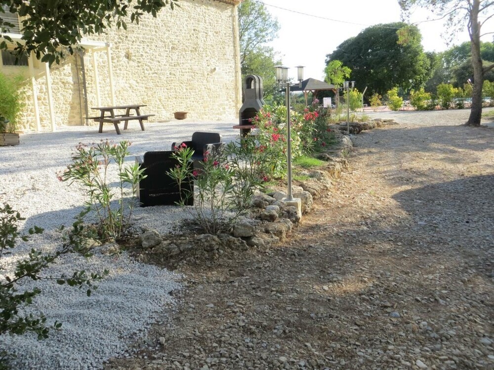 Studios-Hôtel Portes de Petite Camargue