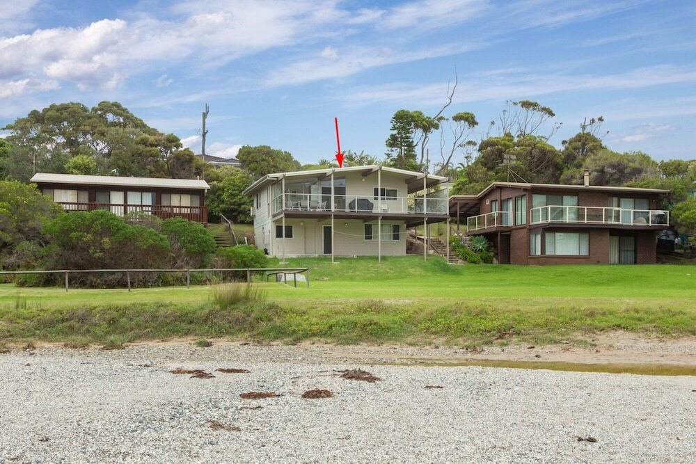 Strathnaver On Garden Bay