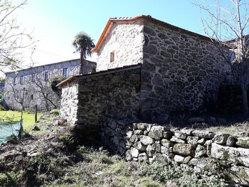 Studio in Águeda, With Pool Access - 55 km From the Beach