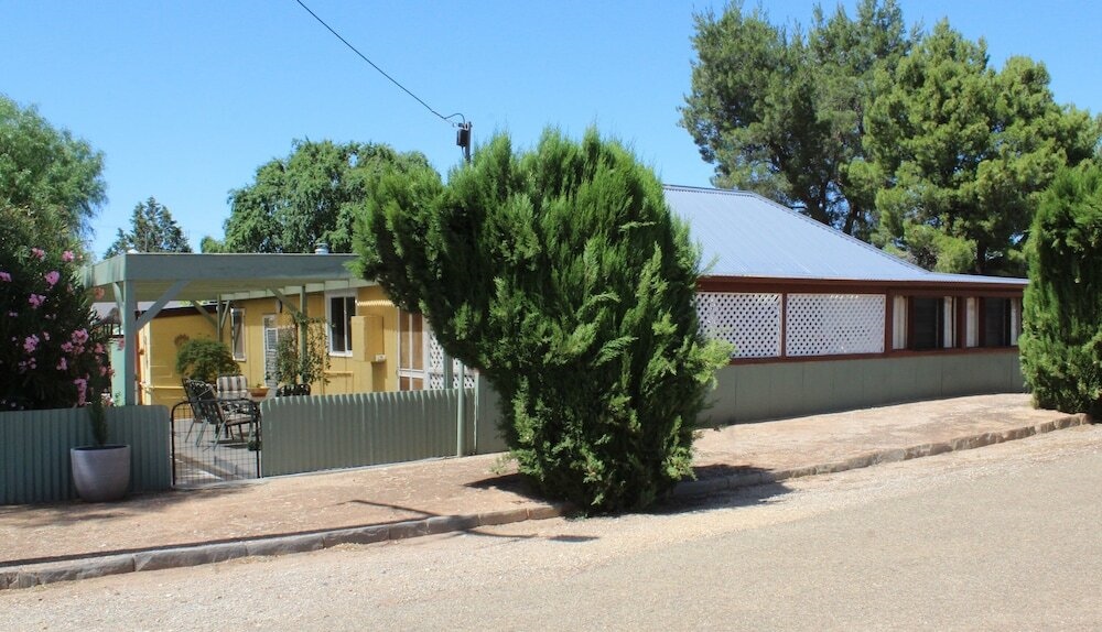 St Dyes Cottage - Burra