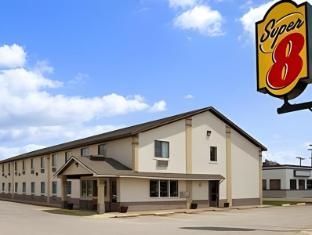 Super 8 by Wyndham Blackwell