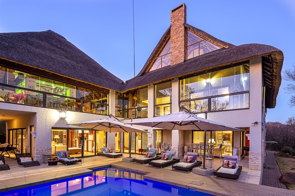 Vaal River Yolo Spaces – Vaal River Bush Lodge