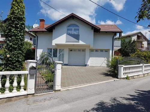 Apartmani Hrsak
