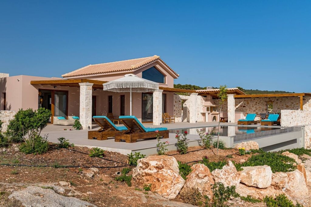 Terra Lucis Mountain Residences Mare Villa