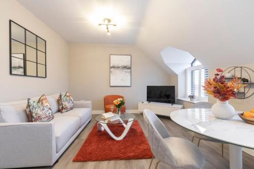 Elliot Oliver Stylish Loft Style 2 Bedroom Apartment With Parking