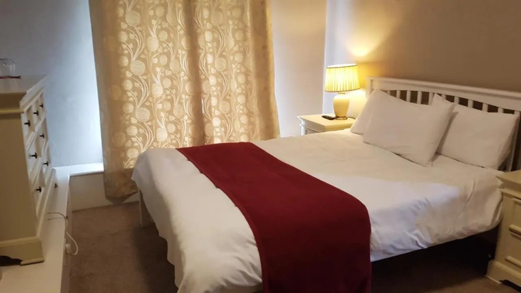 The Bounty Bar Guesthouse