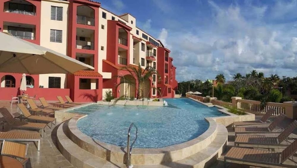 The Plaza Suites