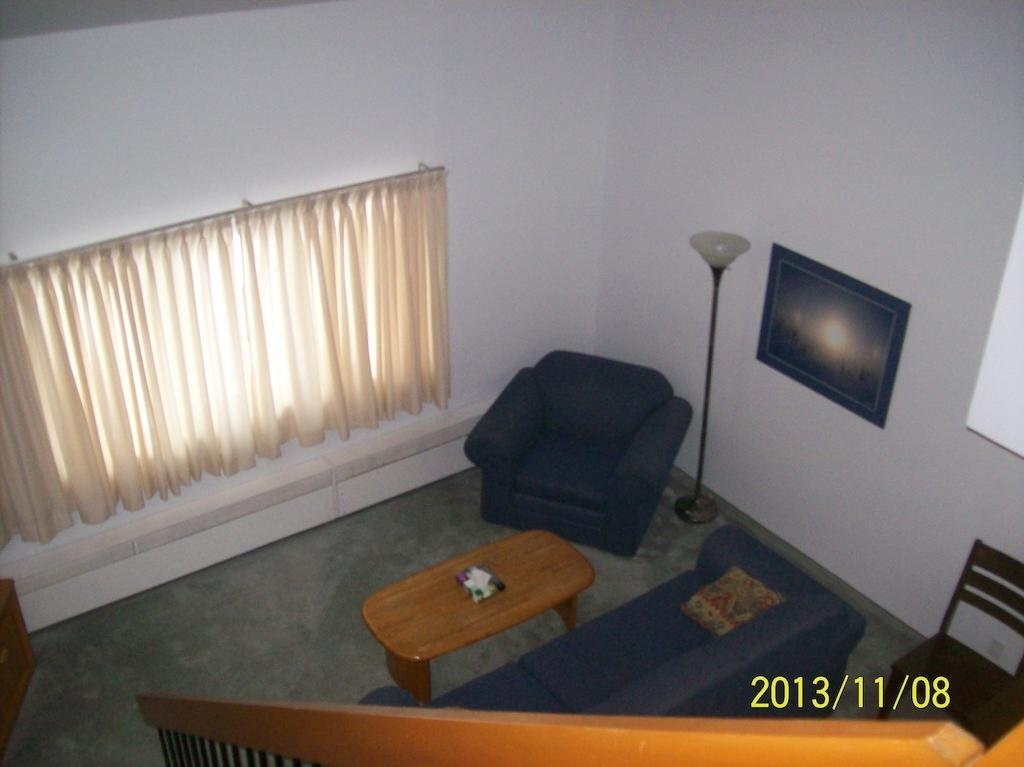 Aurora Inn