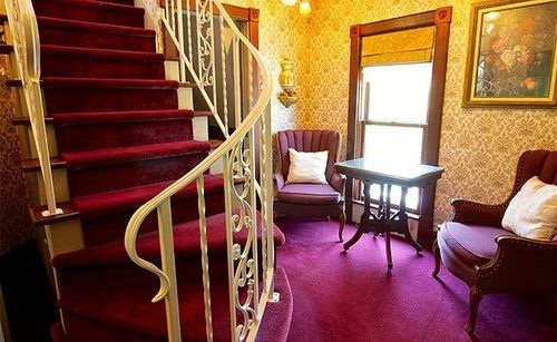 Black Walnut Guest House