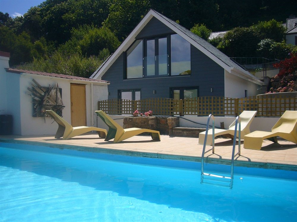 Undercliff Guest House