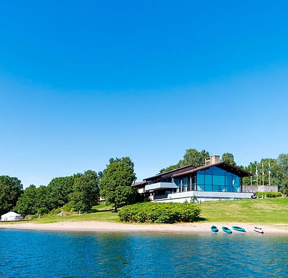 Skåvsjöholm hotell & konferens