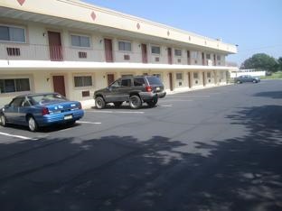Travel Inn & Suites
