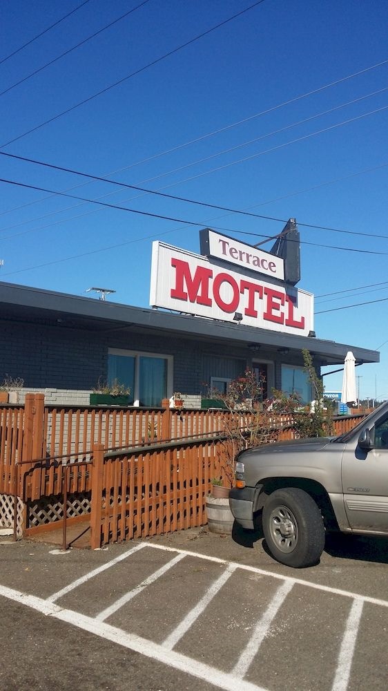 The New Terrace Hotel