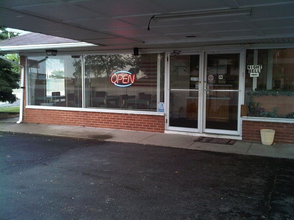 The Triway Inn Motel