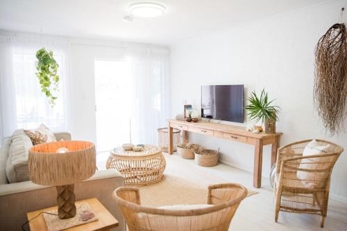 3/34 Kendall Street - Three By The Sea