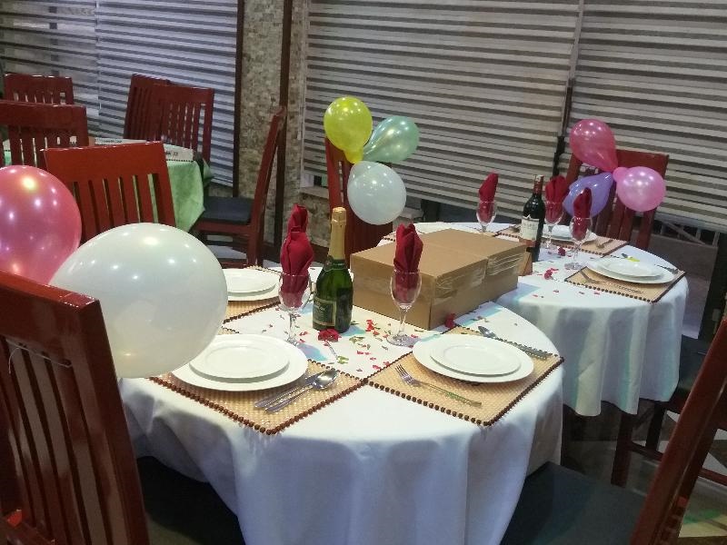 Alexander Hotel & Tours