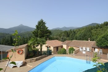 Turisme Rural Mas Romeu.-L' Alzina