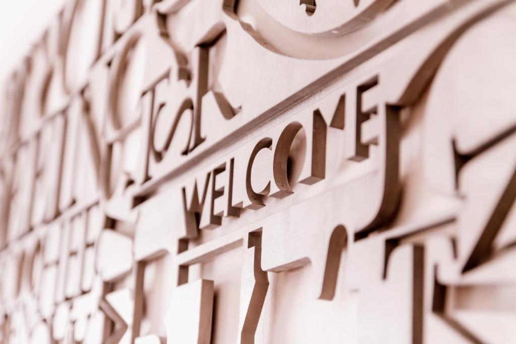 Tot Un Mon-Beachfront House