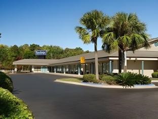 Studio 6 Suites Hinesville, GA