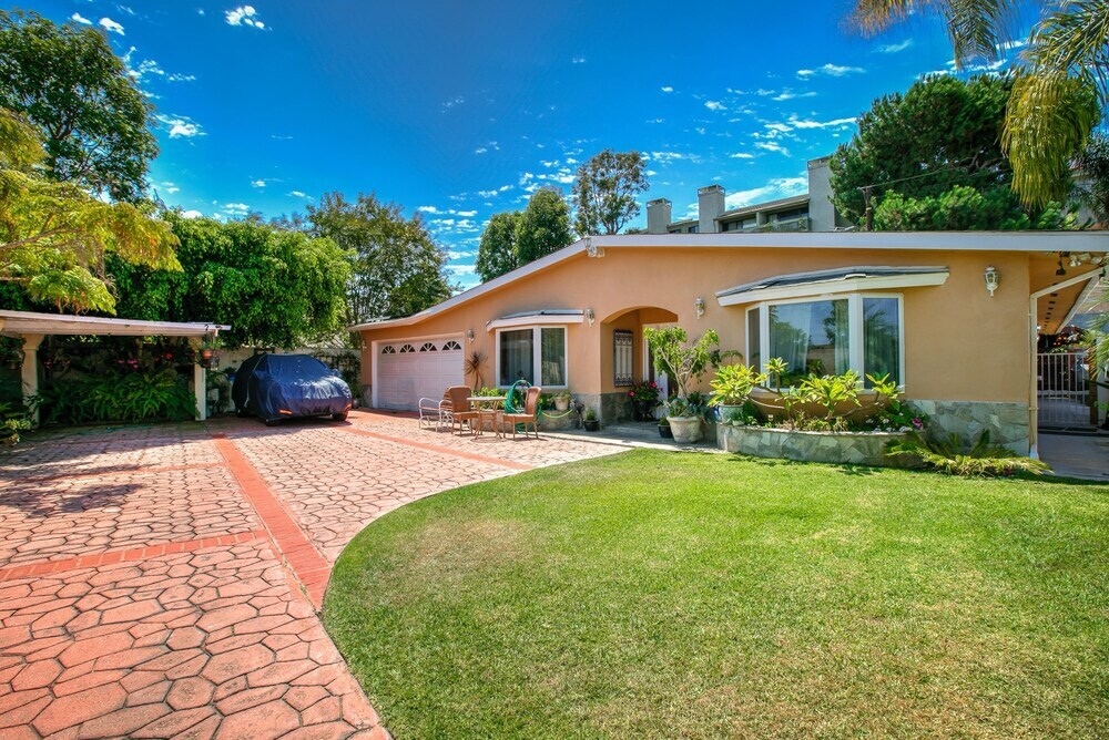 Tranquil Torrance - 1 Mile To Redondo Beach 4 Bedroom Home