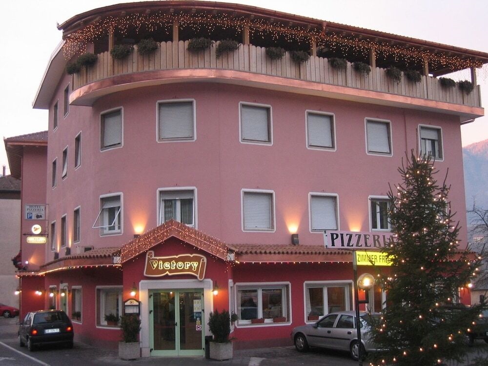 Victory Hotel Ristorente Pizzeria