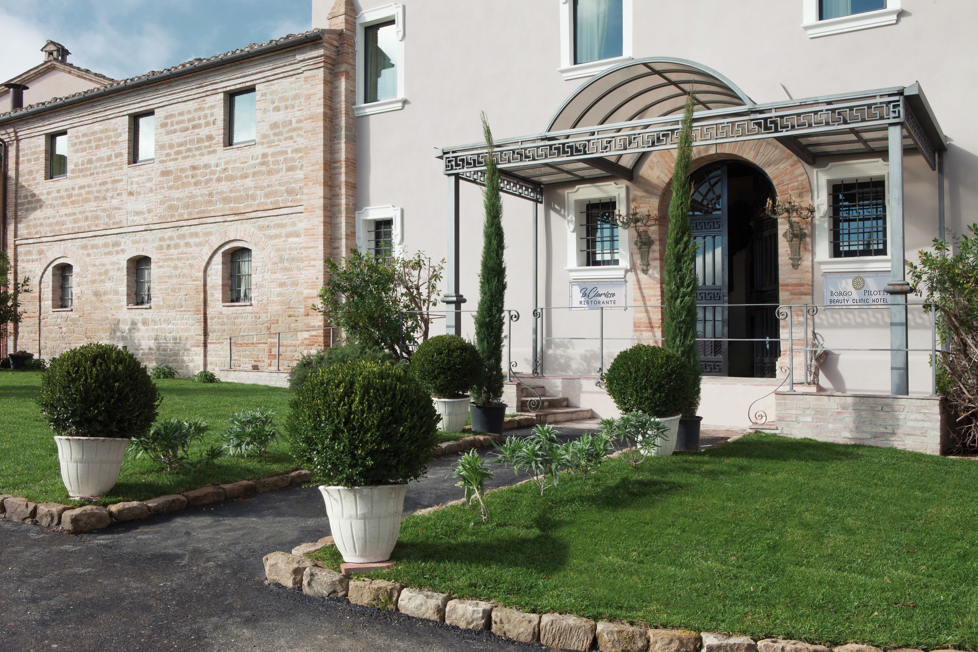 Borgo Pilotti Hotel & Restaurant