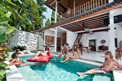 3Br Villa Hari - Minggu Villas Seminyak