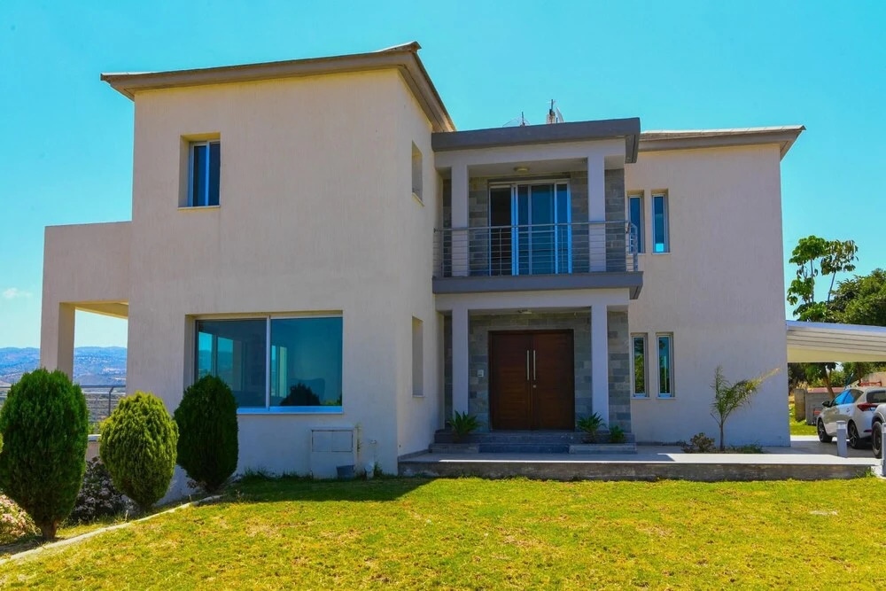 Villa In Paradise In Goudi